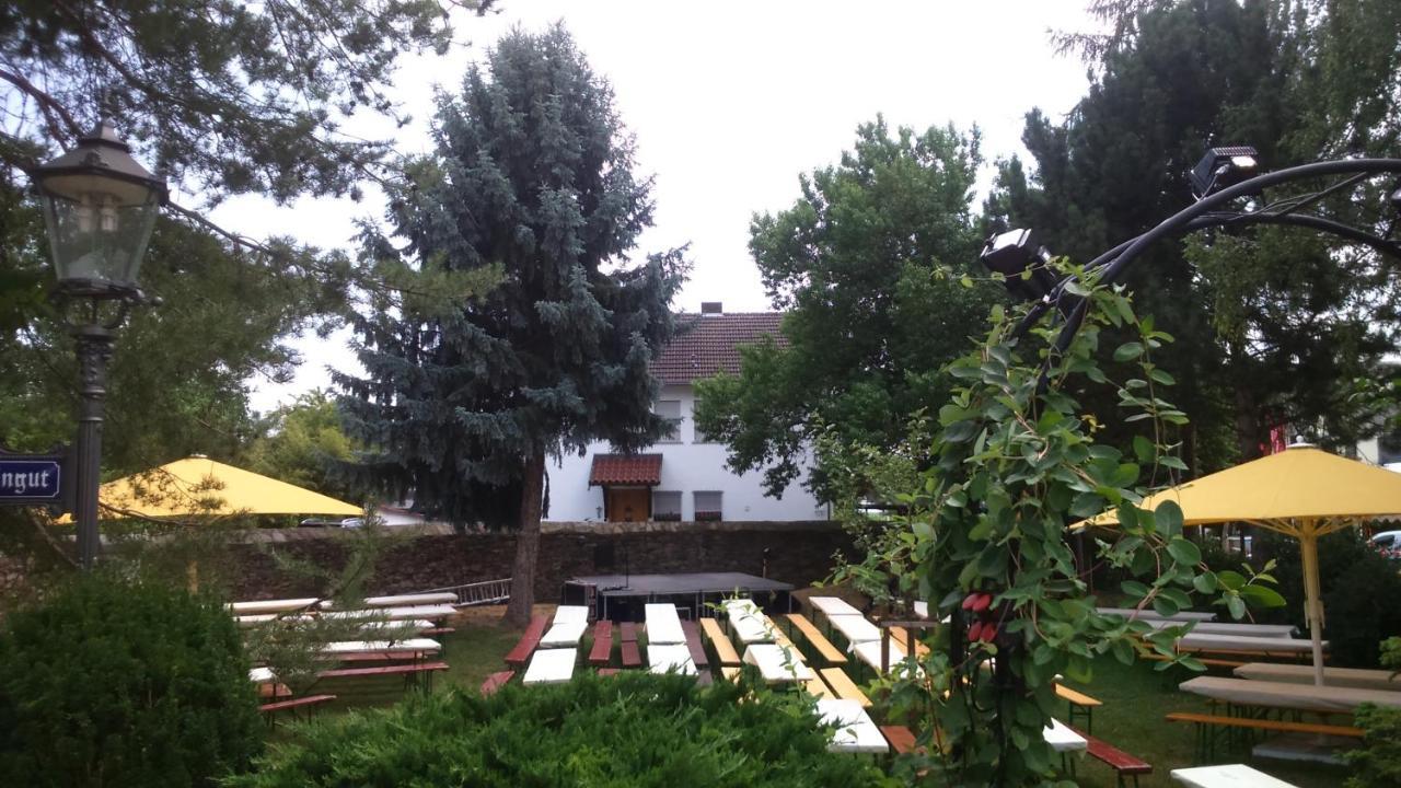 Wein- Und Sekthaus F.b.schoenleber *